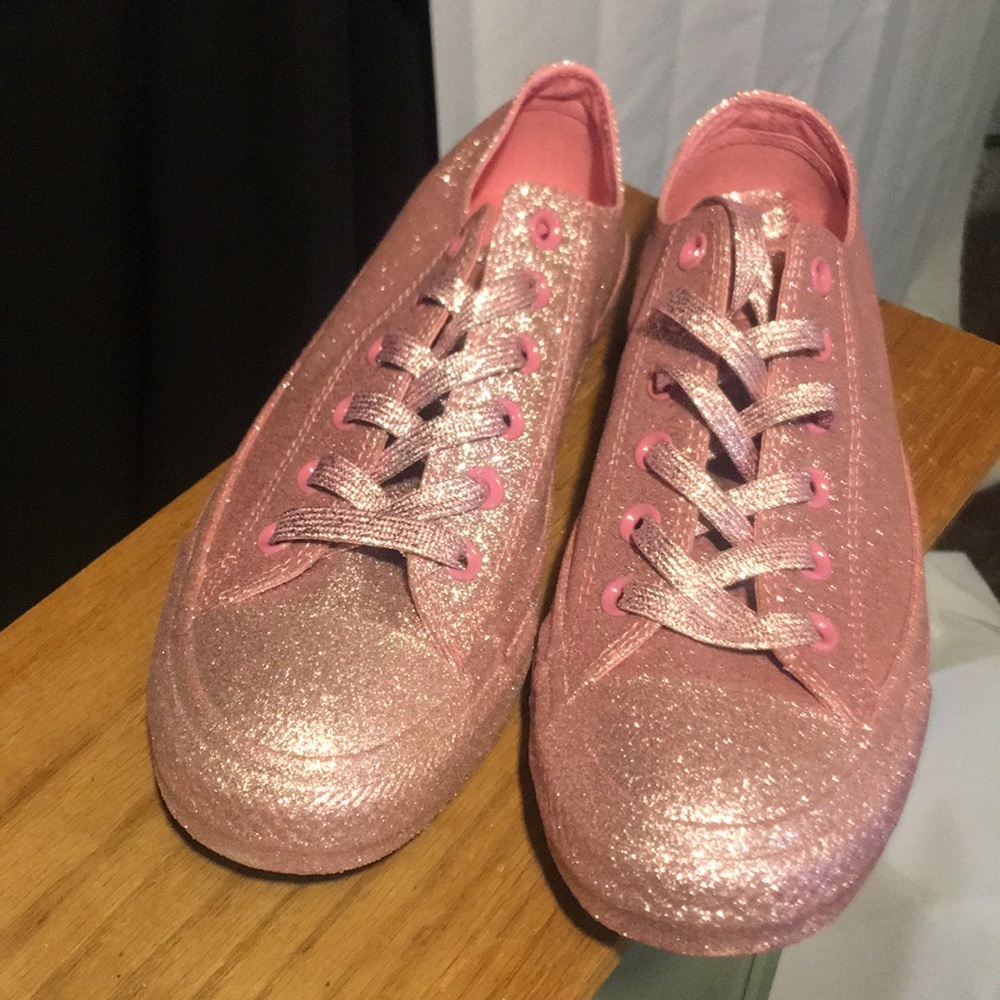 Pink glitter, low top Converse sneakers